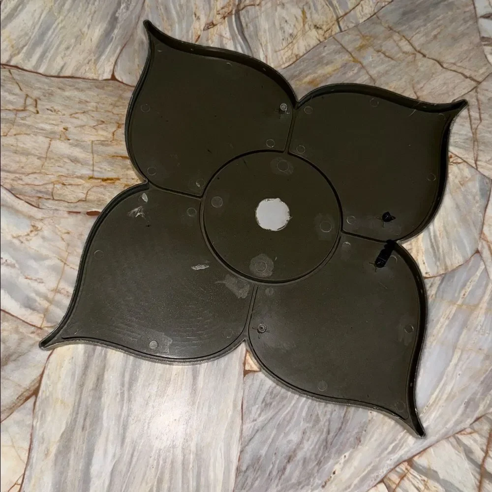 Elegant Black and Silver Decor Glass Mirror Flower Shaped Wall Set of 2